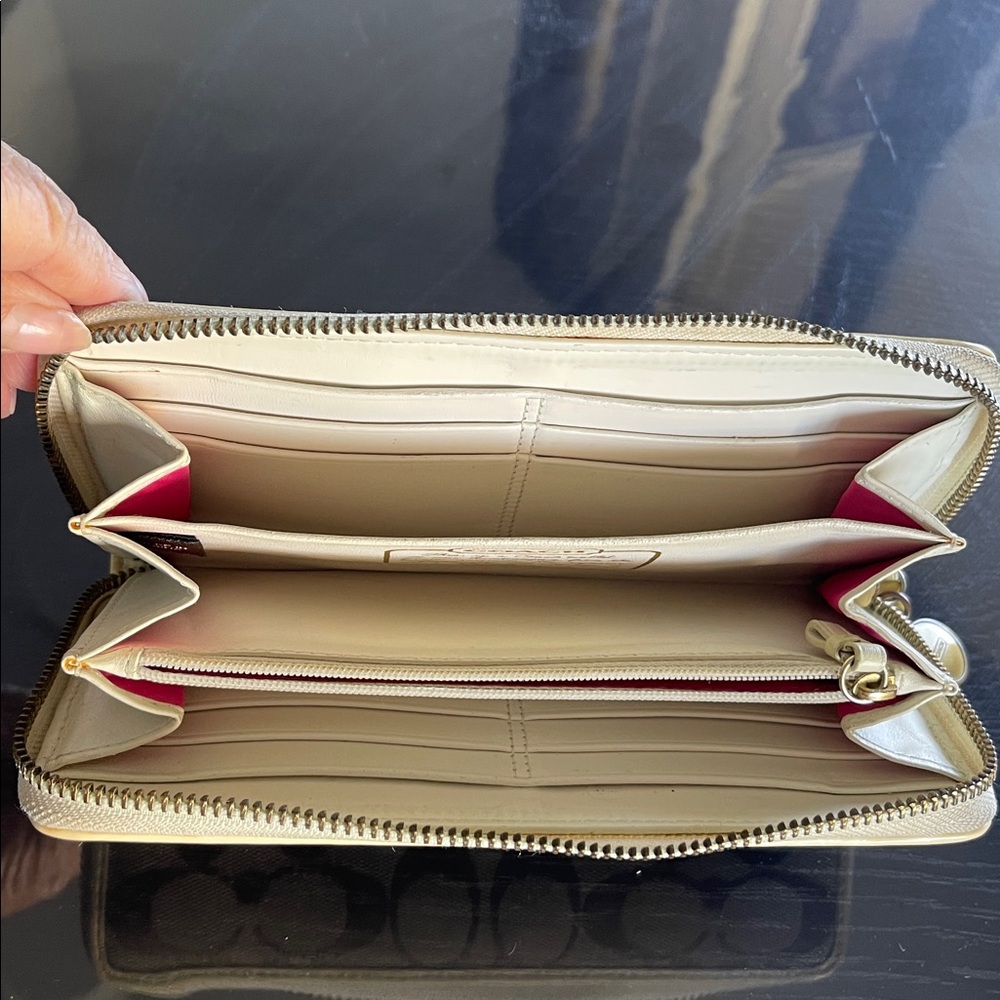 Coach Multicolor stripe Signature CC Legacy Wallet - Picture 3 of 4
